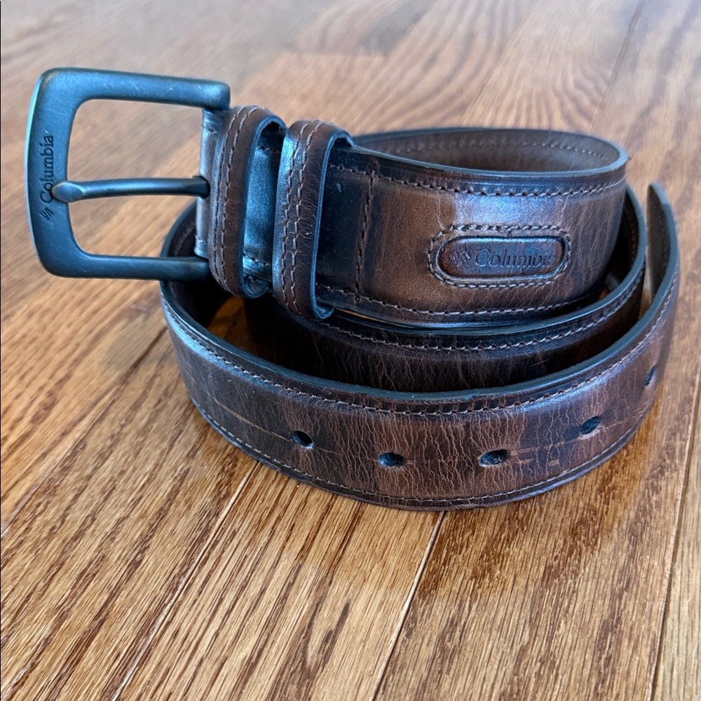 Columbia Men's Dark Brown Leather Belt